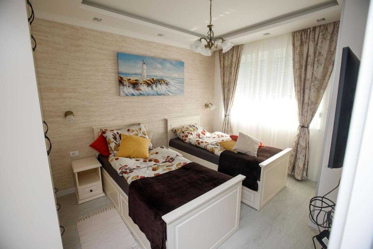 Apartman Mdb Retro Subotica Dış mekan fotoğraf